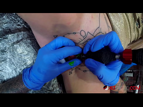 ❤️ An hottie thar a bheith tattooed Sully Savage fuair tattoo ar a clitoris ️ Sluts ag porn % ga.desixxxtube.ru% ﹏
